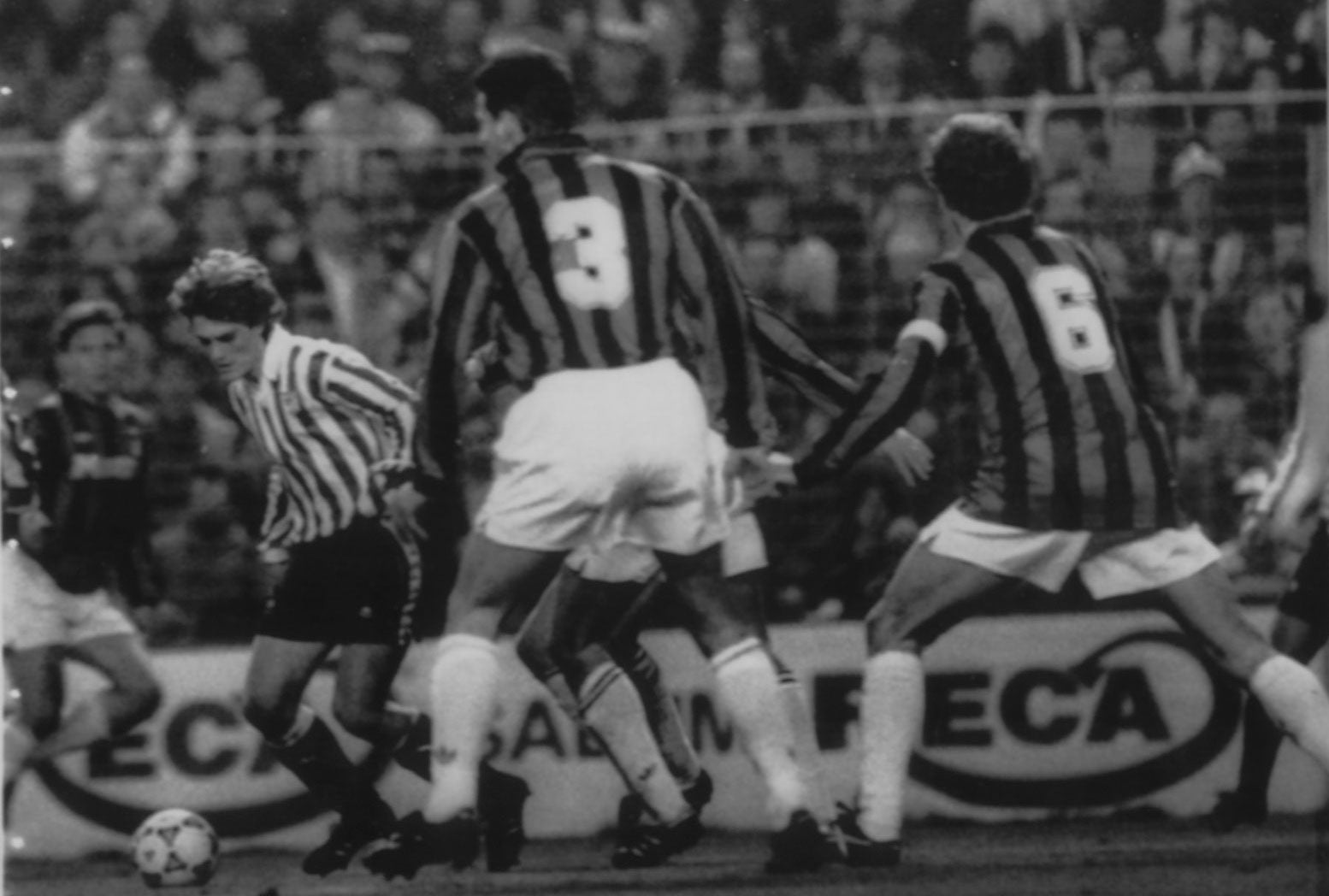 El Athletic y una bola de papel acabaron con la racha del Milan | Cosas ...