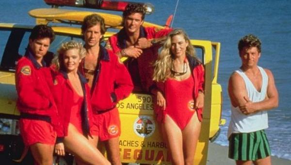Los Vigilantes De La Playa Cancion