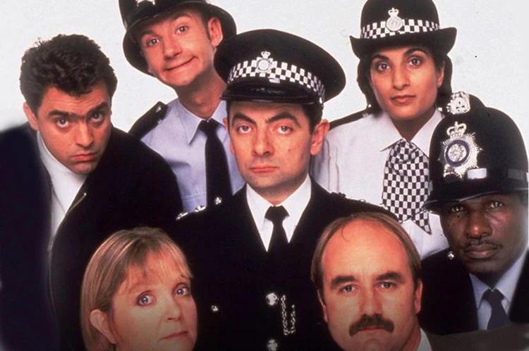 the-thin-blue-line-ley-y-desorden-rowan-atkinson-como-agente