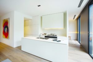4-white-kitchens